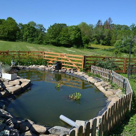 Le Jardin des Pierres Brunes Saint-Jean-des-Ollières Extérieur photo